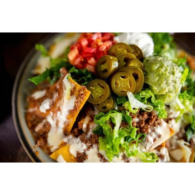 Nachos Supreme.