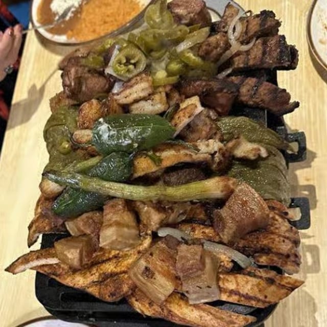 Parrillada Dinner Plate.